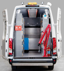 Allestimento officina mobile per Iveco Daily